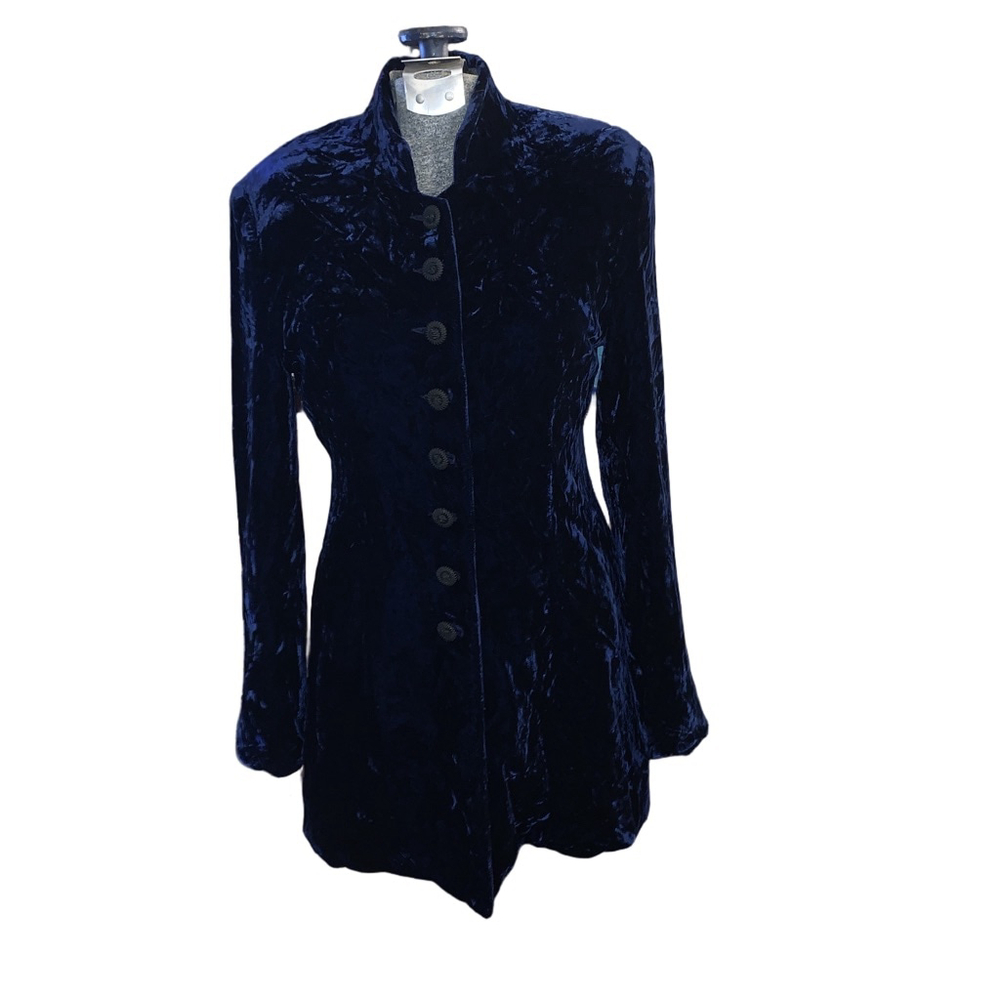 Elegant Velvet Blazer in Deep Blue